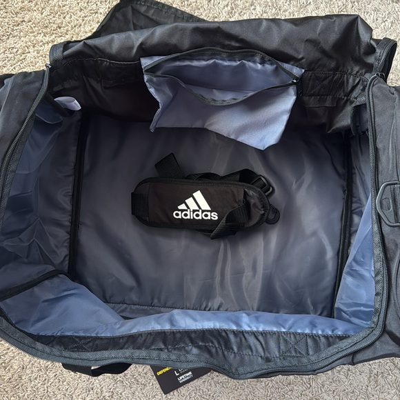 NWT Mens adidas Black Defender 4.0 Duffel Durable LARGE Athletic Gym Travel Bag - Picture 12 of 14